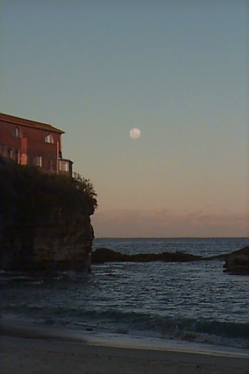 Coogee Moonrise 2